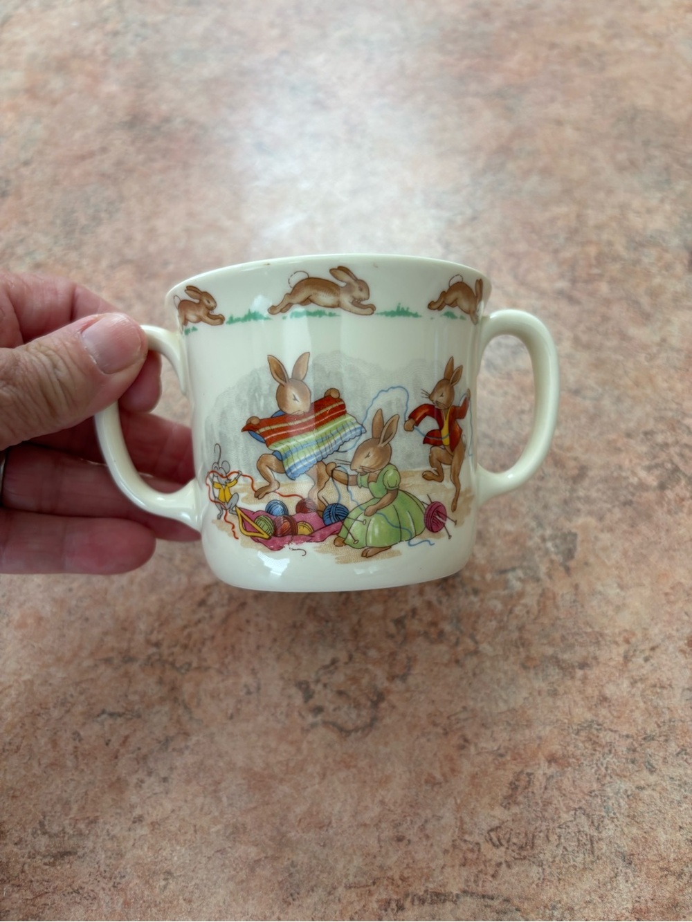 Bunnykins hug a mug 2 handled royal doulton mug
